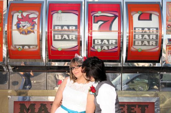 slot-machine-close-up.jpg