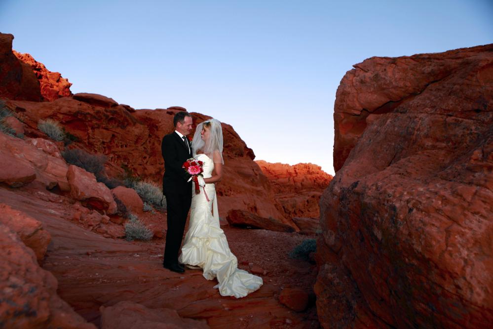 Valley of fire visitor center wedding